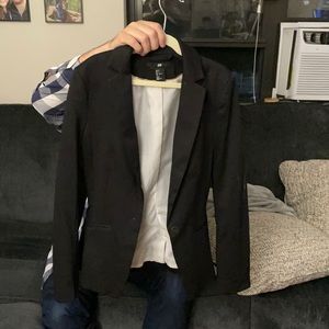Only worn twice super chic blazer!